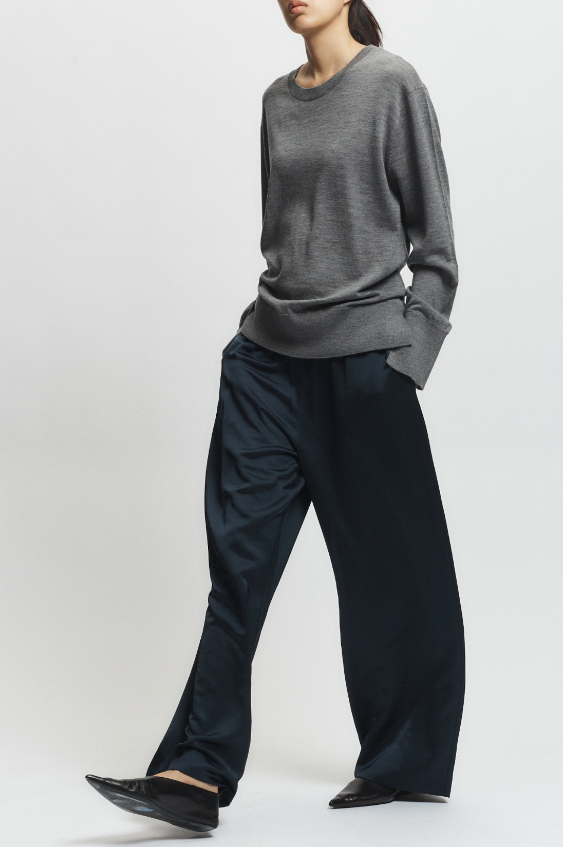 Dean Oversized Merino Wool Sweater in Grey