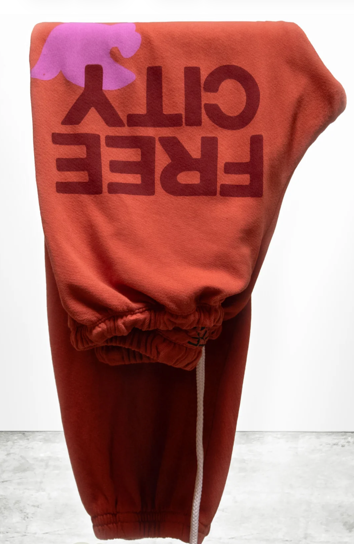 FREECITY Large Sweatpants in Burn Orange