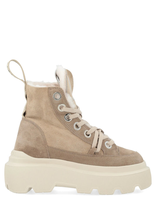 Matilda Shearling in Light Beige by Inuikii