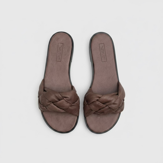 Lucca Sandal in Chocolate