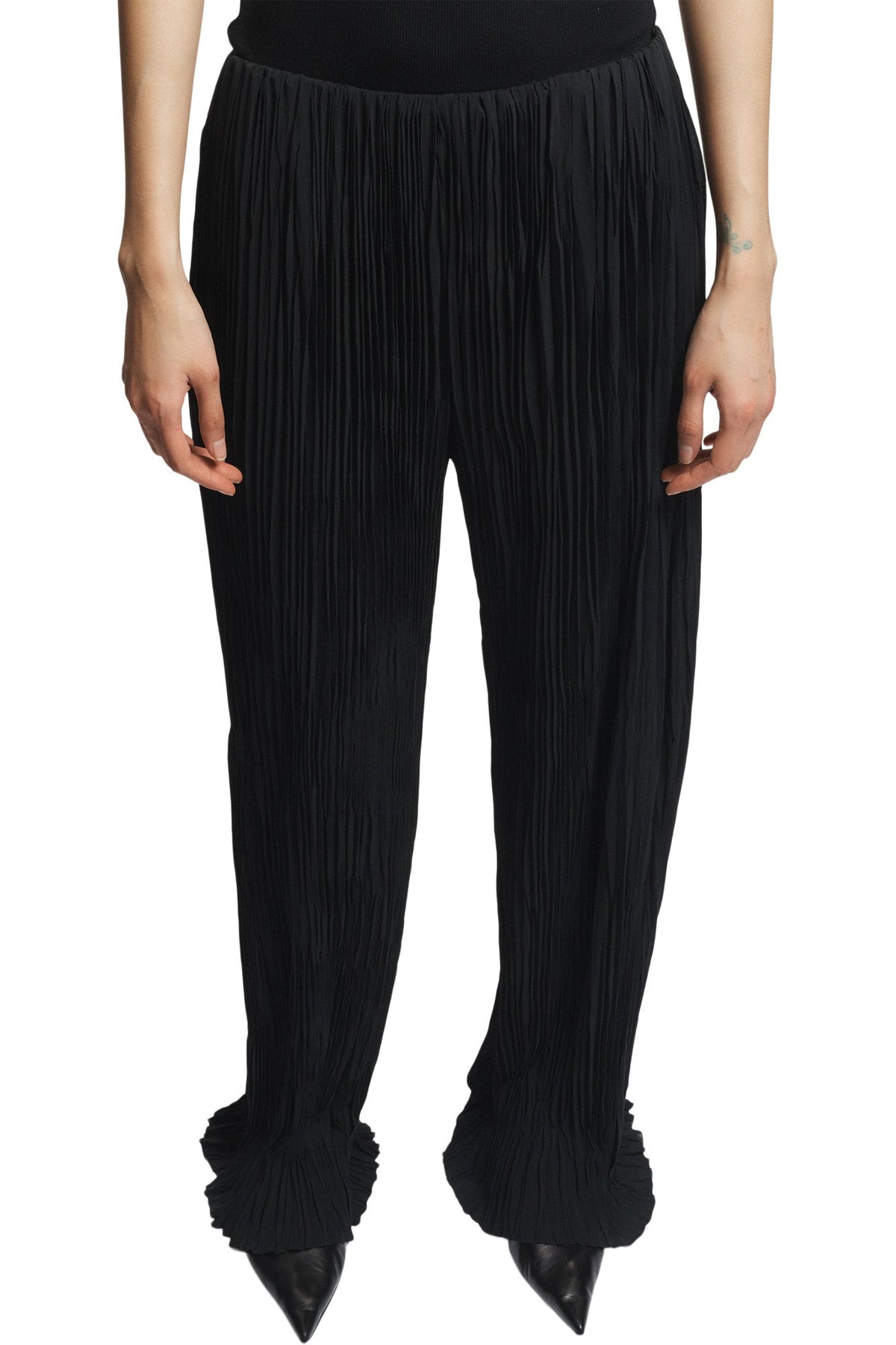 Hendrix Pleated Pant in Black by Saint Art