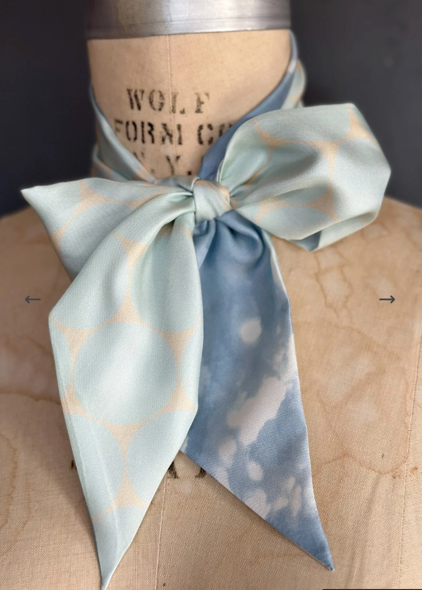Day Dreaming of Bluebirds Petite Silky