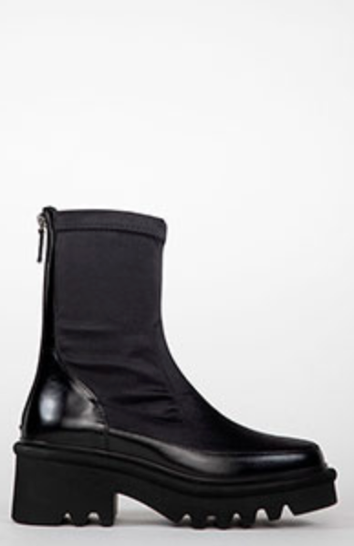 LYS Boots in Sierra Black
