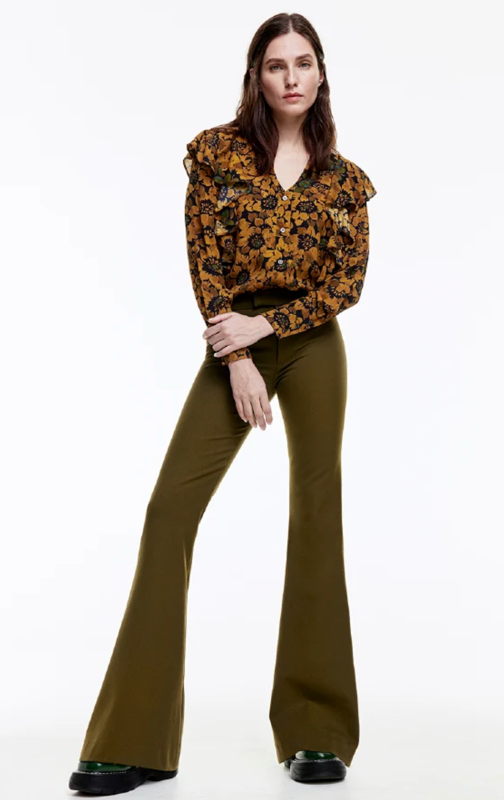 Bootcut Pant in Army