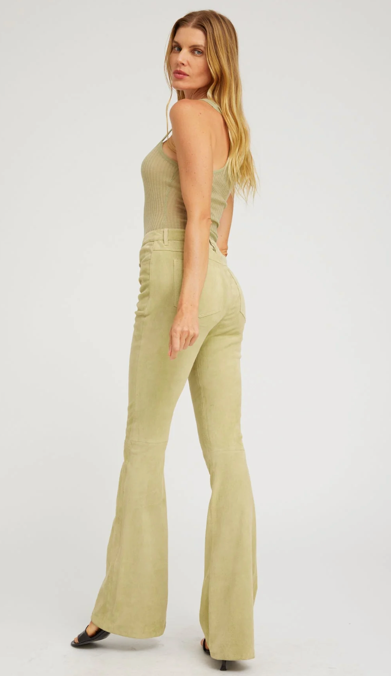 Scoop Neck Tank in Pistachio